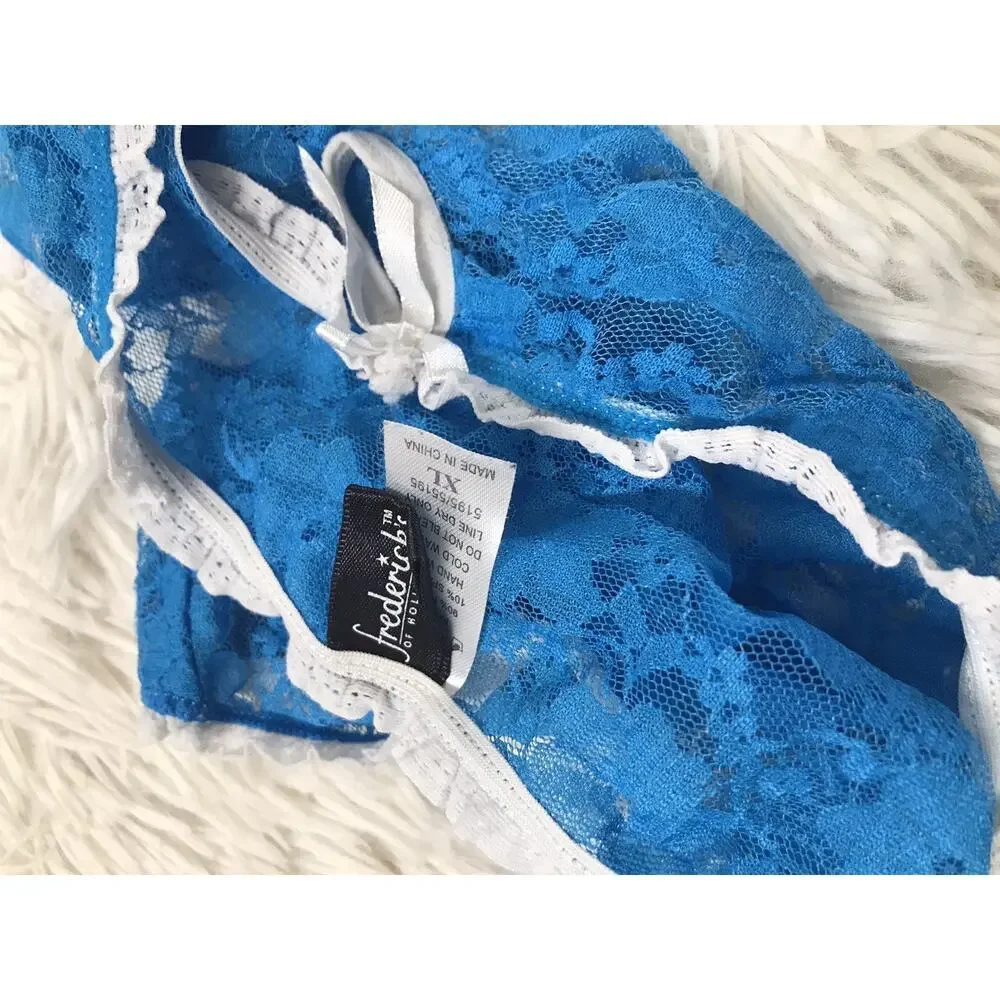 VINTAGE RARE FREDERICK'S OF HOLLYWOOD X-LARGE BLUE FLORAL LACE THONG PANTIES